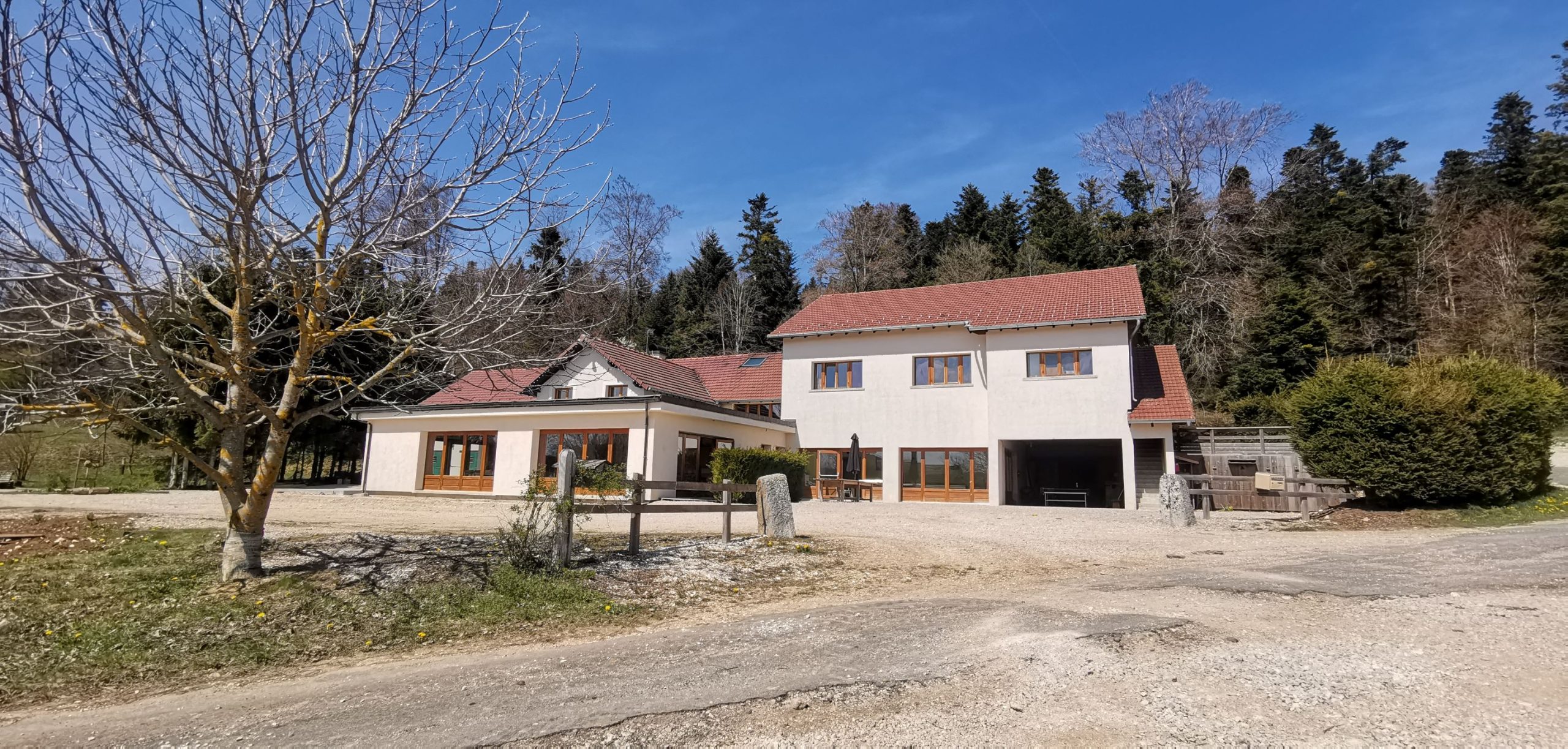 Vue du domaine du Gîte sur la Baume